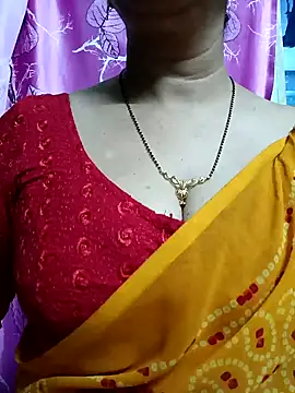 Snapshot of Rosy-B chatting on January 2025 06:17:02 PM Rosy-B online show from January 2025 06:17:02 PM