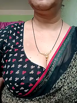 Snapshot of Rosy-B chatting on February 2025 09:54:01 AM Rosy-B online show from February 2025 09:54:01 AM