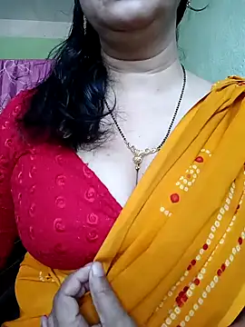 Snapshot of Rosy-B chatting on March 2025 09:27:01 AM Rosy-B online show from March 2025 09:27:01 AM