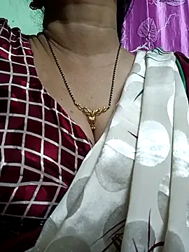 Snapshot of Rosy-B chatting on September 2025 09:51:01 PM Rosy-B online show from September 2025 09:51:01 PM