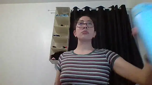 Snapshot of LorenaAnderson chatting on February 2025 10:26:01 PM LorenaAnderson online show from February 2025 10:26:01 PM