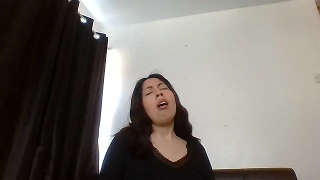 Snapshot of LorenaAnderson chatting on March 2025 09:34:02 AM LorenaAnderson online show from March 2025 09:34:02 AM