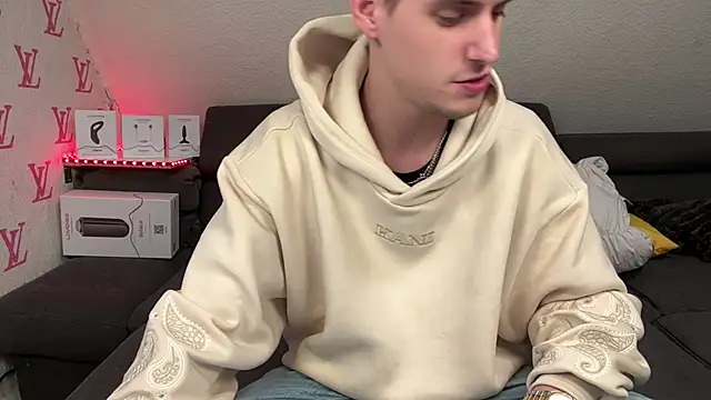 Cookieboy88 online show from September 2025 05:26:03 PM