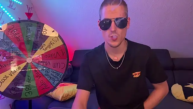 Cookieboy88 online show from October 2025 08:55:02 PM