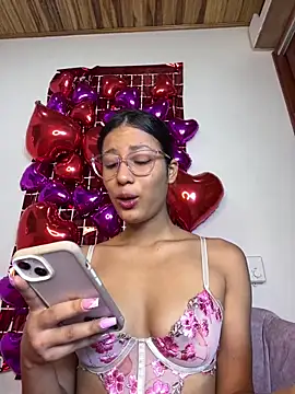 Valentinabaker online show from February 2025 10:40:02 AM