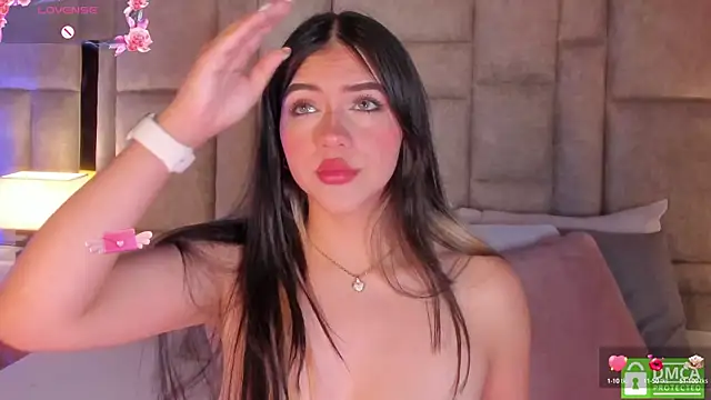 SofiScott  online show from February 2025 08:58:01 PM