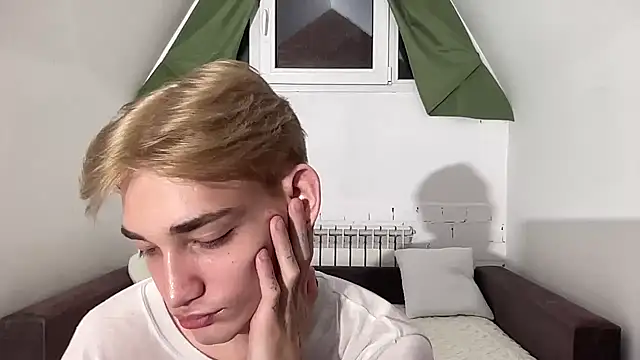 Nick Win online show from January 2025 11:52:01 AM