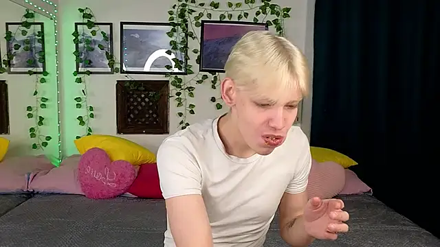 Nick Win online show from February 2025 10:10:02 AM