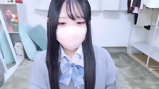 Snapshot of Suzu_ch_xx chatting on October 2025 02:13:02 PM Suzu ch xx online show from October 2025 02:13:02 PM