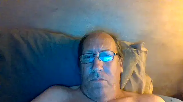 Snapshot of hornyrich69 chatting on May 2026 05:25:01 AM hornyrich69 online show from May 2026 05:25:01 AM