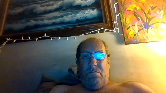 Snapshot of hornyrich69 chatting on June 2026 04:36:02 AM hornyrich69 online show from June 2026 04:36:02 AM