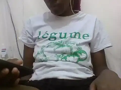 Snapshot of Ebony_maffin chatting on December 2024 11:00:01 AM Ebony maffin online show from December 2024 11:00:01 AM