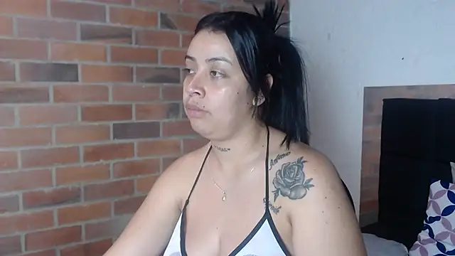 salome  hills1 online show from December 2025 08:24:02 PM