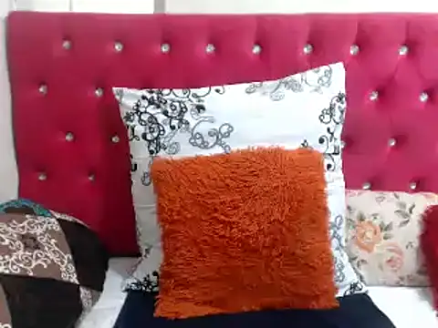 Snapshot of FreakyAngel3X chatting on February 2025 07:31:02 PM FreakyAngel3X online show from February 2025 07:31:02 PM