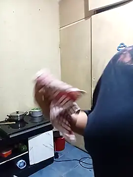 FreakyAngel3X online show from November 2025 07:25:01 PM