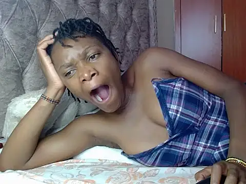 Snapshot of Naughty_Girl17 chatting on March 2025 06:59:01 AM Naughty Girl17 online show from March 2025 06:59:01 AM