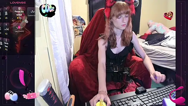 Snapshot of Rosieneko chatting on October 2025 07:54:01 AM Rosieneko online show from October 2025 07:54:01 AM