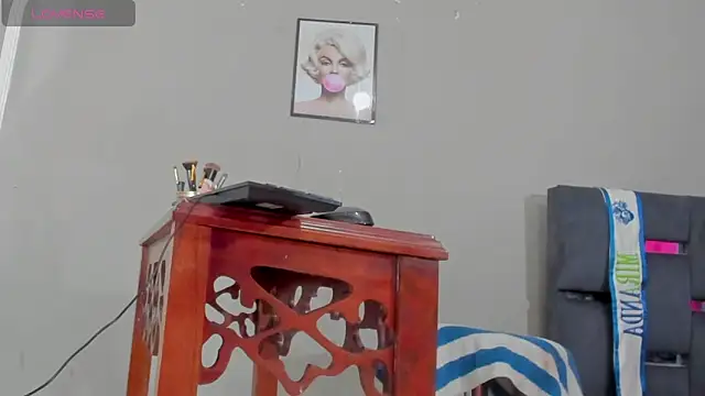 Jimena Grey online show from June 2026 12:38:01 AM