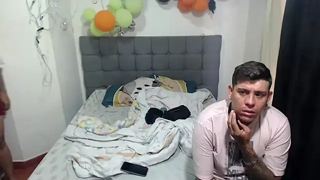 Snapshot of 69_anal_hard chatting on October 2025 01:44:01 PM 69 anal hard online show from October 2025 01:44:01 PM