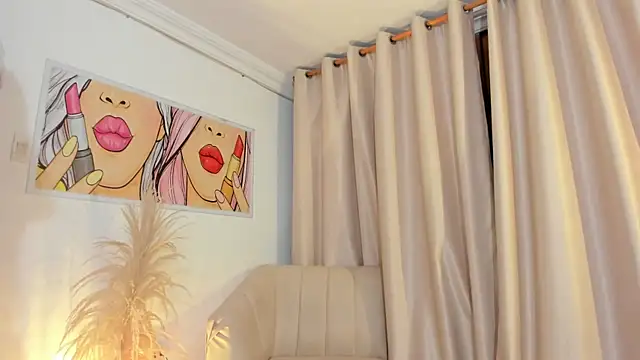 SkiinnyAna online show from April 2026 08:51:02 PM