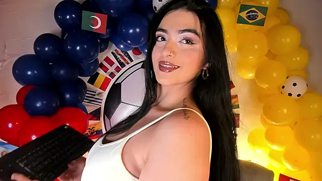 Snapshot of miel_gomez chatting on July 2026 10:09:02 PM miel gomez online show from July 2026 10:09:02 PM