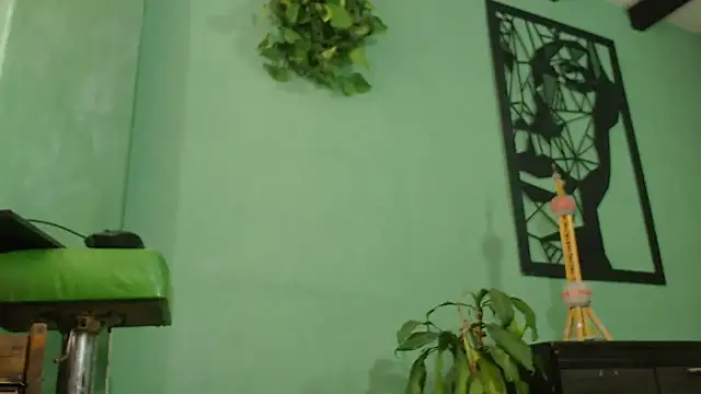 thirstymoonxx online show from September 2025 07:08:01 PM