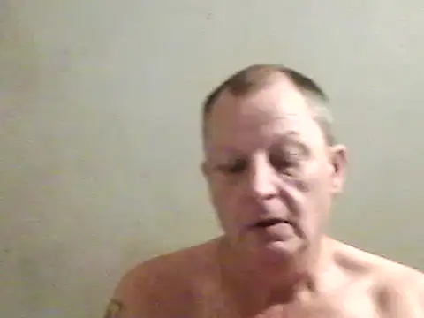 Snapshot of chubbybear2cum chatting on December 2024 04:55:01 AM chubbybear2cum online show from December 2024 04:55:01 AM