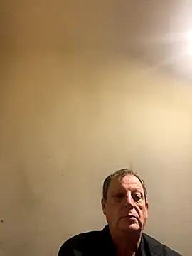 Snapshot of chubbybear2cum chatting on November 2025 03:05:01 AM chubbybear2cum online show from November 2025 03:05:01 AM