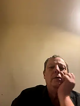 Snapshot of chubbybear2cum chatting on November 2025 05:38:01 AM chubbybear2cum online show from November 2025 05:38:01 AM