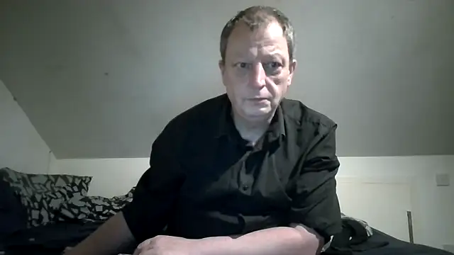 Snapshot of chubbybear2cum chatting on February 2026 12:31:02 AM chubbybear2cum online show from February 2026 12:31:02 AM