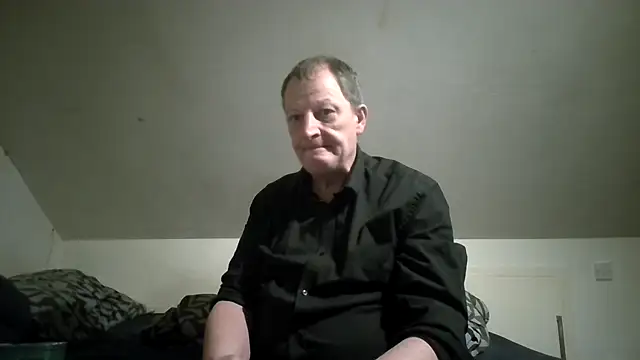 Snapshot of chubbybear2cum chatting on February 2026 05:36:01 AM chubbybear2cum online show from February 2026 05:36:01 AM