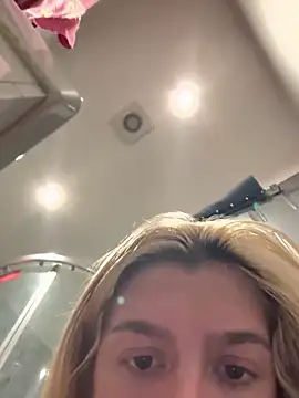 IrishTeenBarbie69 online show from January 2025 05:07:02 PM