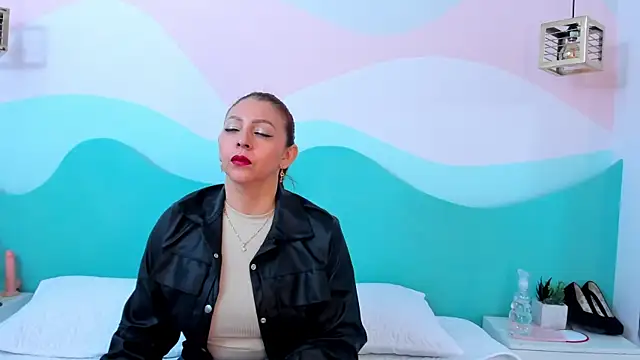 Snapshot of _Addic_ chatting on September 2025 03:38:01 PM Addic online show from September 2025 03:38:01 PM