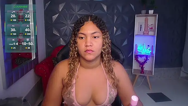 Cristal War online show from December 2025 08:57:01 PM