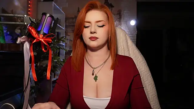 Chriss Fox online show from February 2025 03:16:01 PM