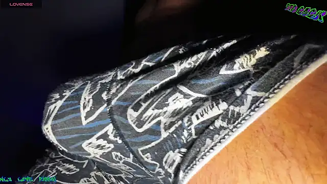 Snapshot of Deutscher_Gro8schwanz_88 chatting on February 2025 02:51:02 AM Deutscher Gro8schwanz 88 online show from February 2025 02:51:02 AM