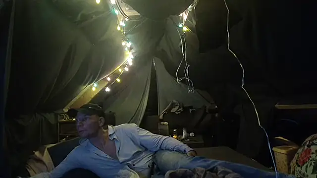 Snapshot of 38koppel1985 chatting on October 2025 05:17:02 AM 38koppel1985 online show from October 2025 05:17:02 AM