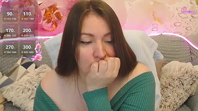 Snapshot of Nataly_cute chatting on February 2026 07:39:01 PM Nataly cute online show from February 2026 07:39:01 PM