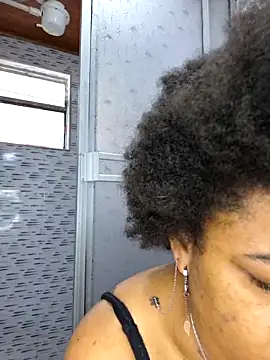 Selket11 online show from March 2025 01:40:02 PM