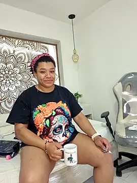 Selket11 online show from November 2025 11:42:02 AM