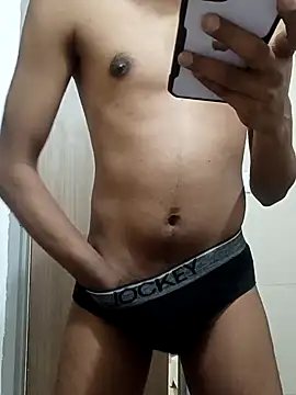 Snapshot of JerryJerome01 chatting on March 2025 02:02:02 PM JerryJerome01 online show from March 2025 02:02:02 PM