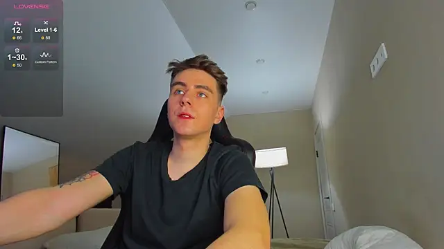 TaisonBrownX online show from December 2024 10:23:02 PM