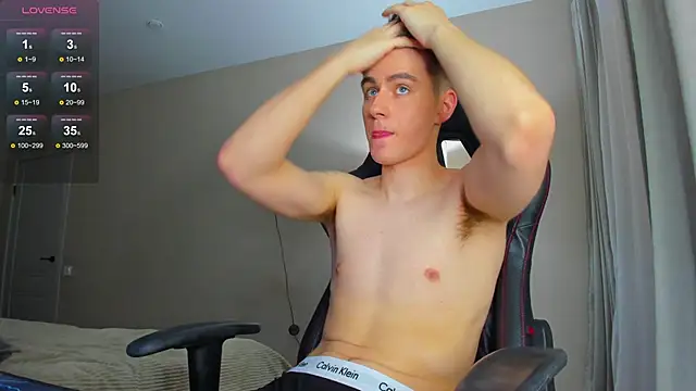 TaisonBrownX online show from January 2025 08:02:01 PM