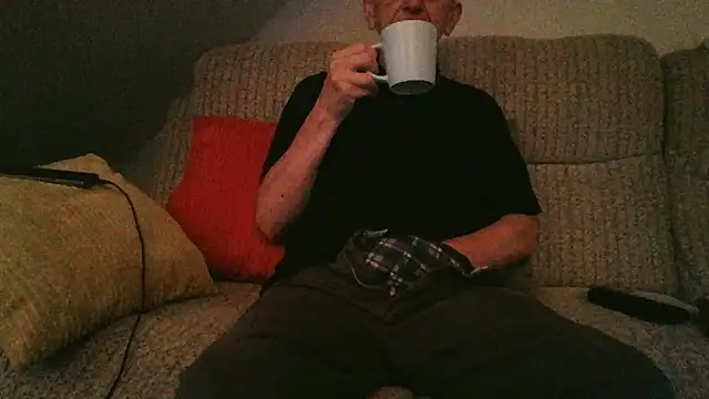 Snapshot of mr_english50 chatting on June 2026 04:59:01 AM mr english50 online show from June 2026 04:59:01 AM