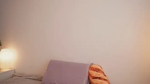 kris69kiss online show from April 2026 01:41:01 PM