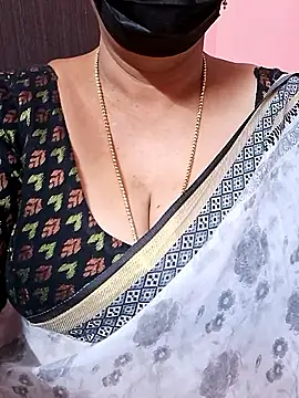 ananya956 online show from September 2025 10:10:02 PM