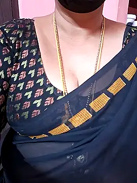 ananya956 online show from September 2025 12:32:01 PM