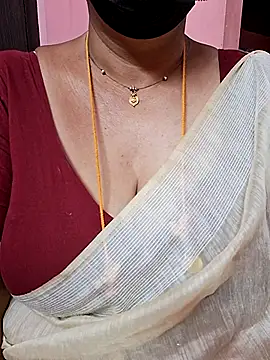 ananya956 online show from November 2025 12:54:02 AM