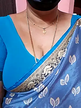 ananya956 online show from November 2025 02:28:01 PM