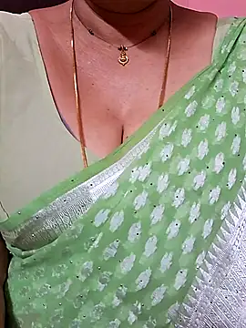 ananya956 online show from April 2026 09:42:01 PM